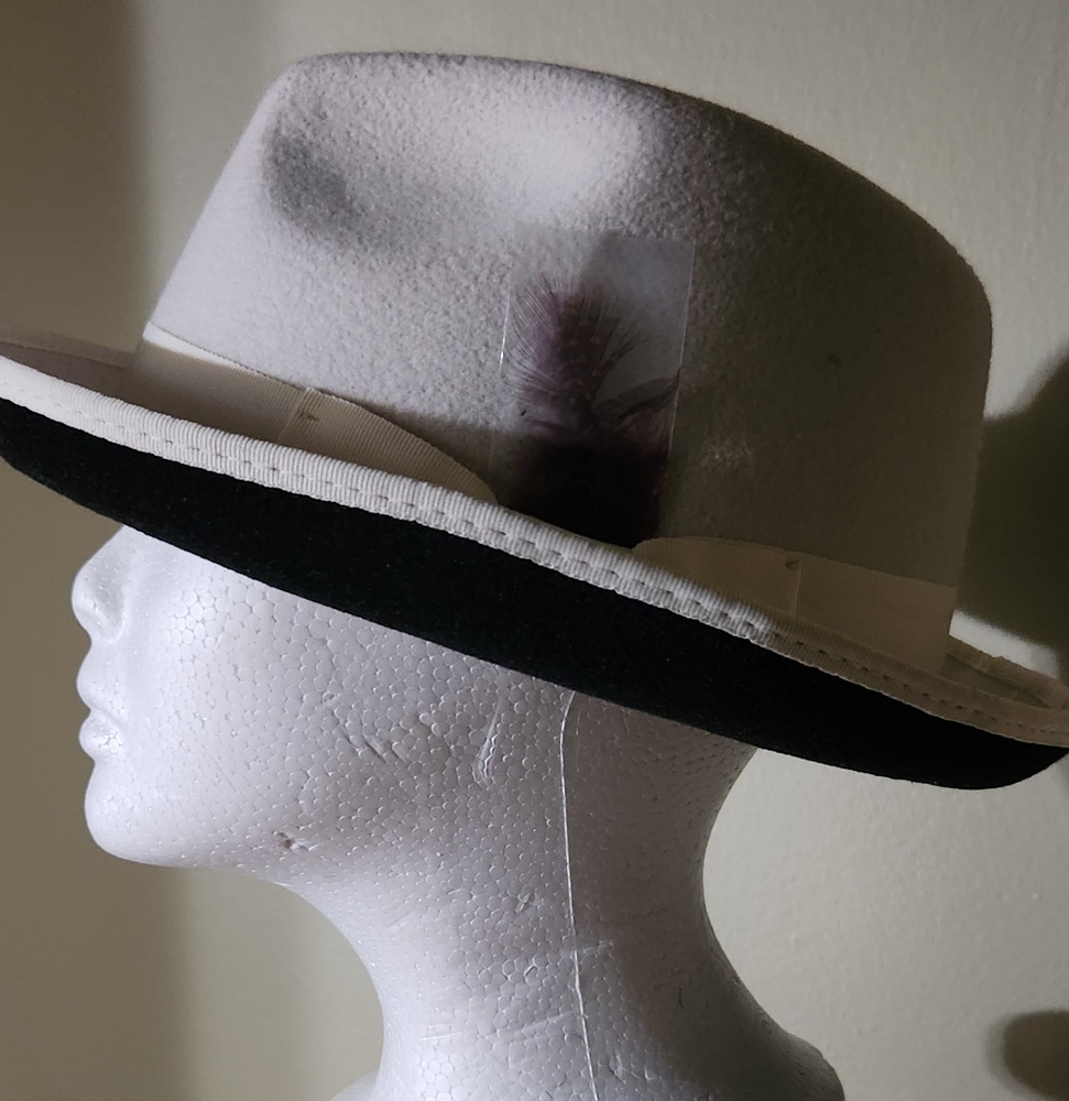 Stacy Adams White/black FEDORA